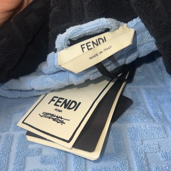FENDI 🤩-Roma-Joshua-Vides- Robe size 40 - Picture 12 of 15